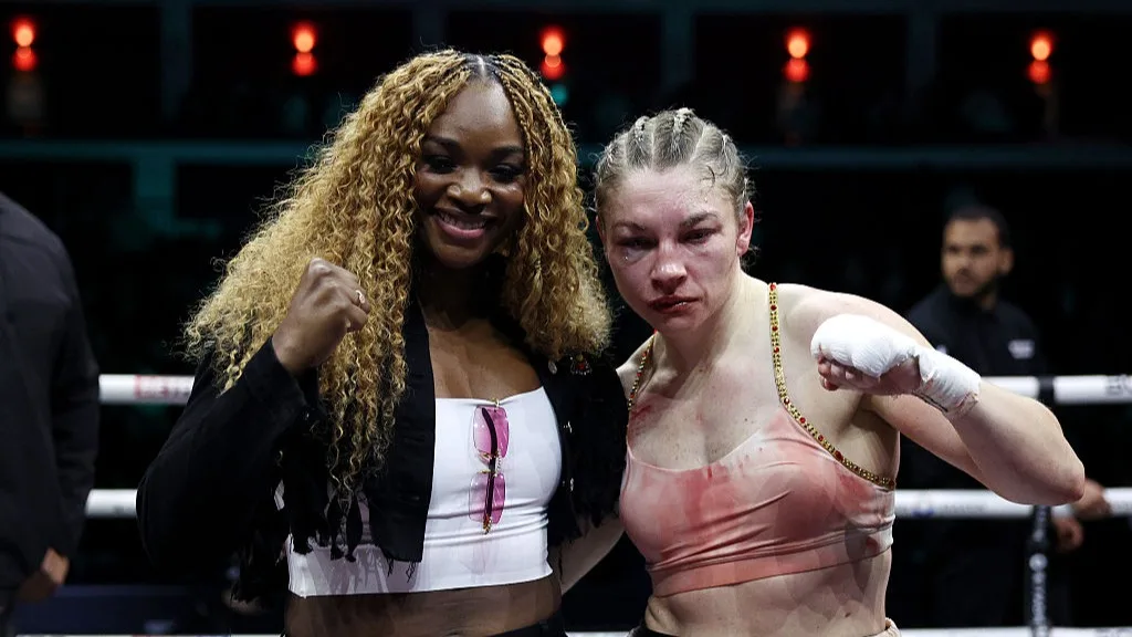 Shields: Price must 'come to America if she wants smoke'