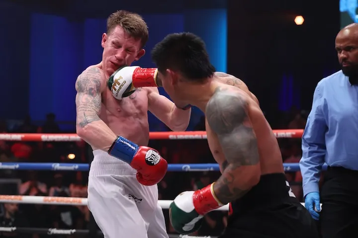 Mark Magsayo, feeling stronger at 135, stops Feargal McCrory