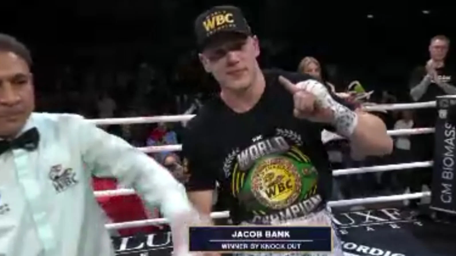 Jacob Bank dominant, stops Paulinus Ndjolonimu in five rounds