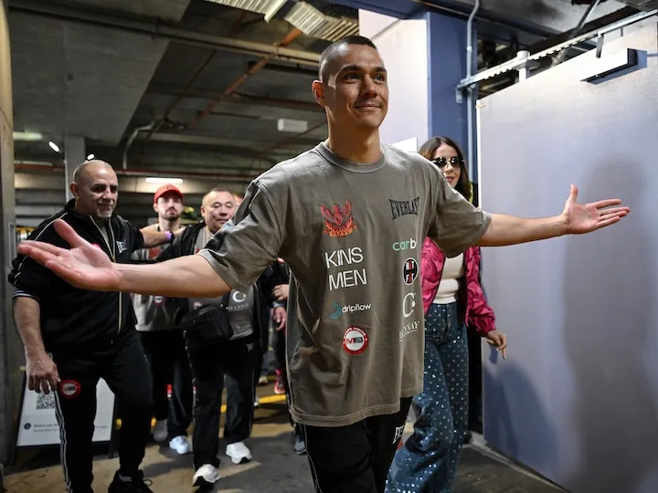 Tim Tszyu sacks team to put full faith in Jeff Fenech