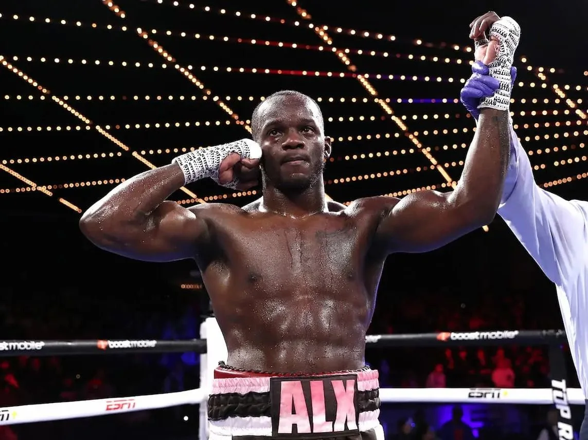 Troy Isley signs with Salita Promotions