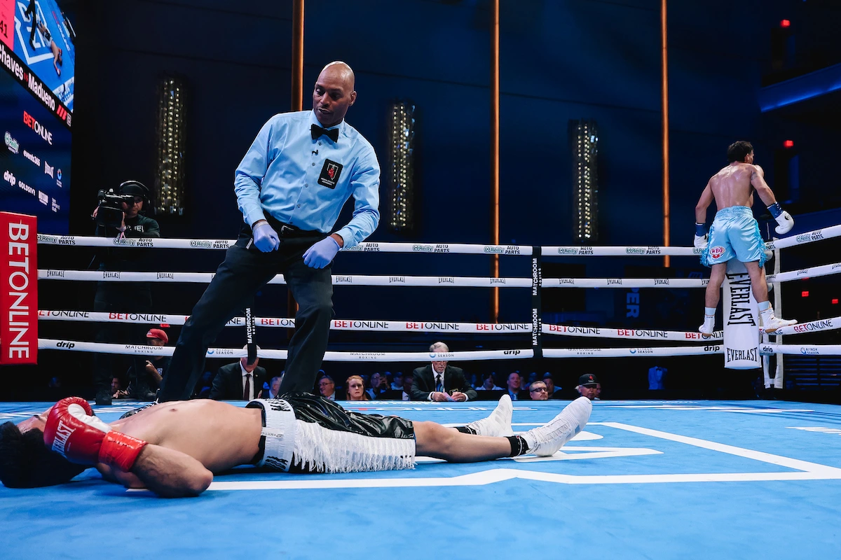 Miller-Pero undercard: Alan Chaves KOs Miguel Madueno