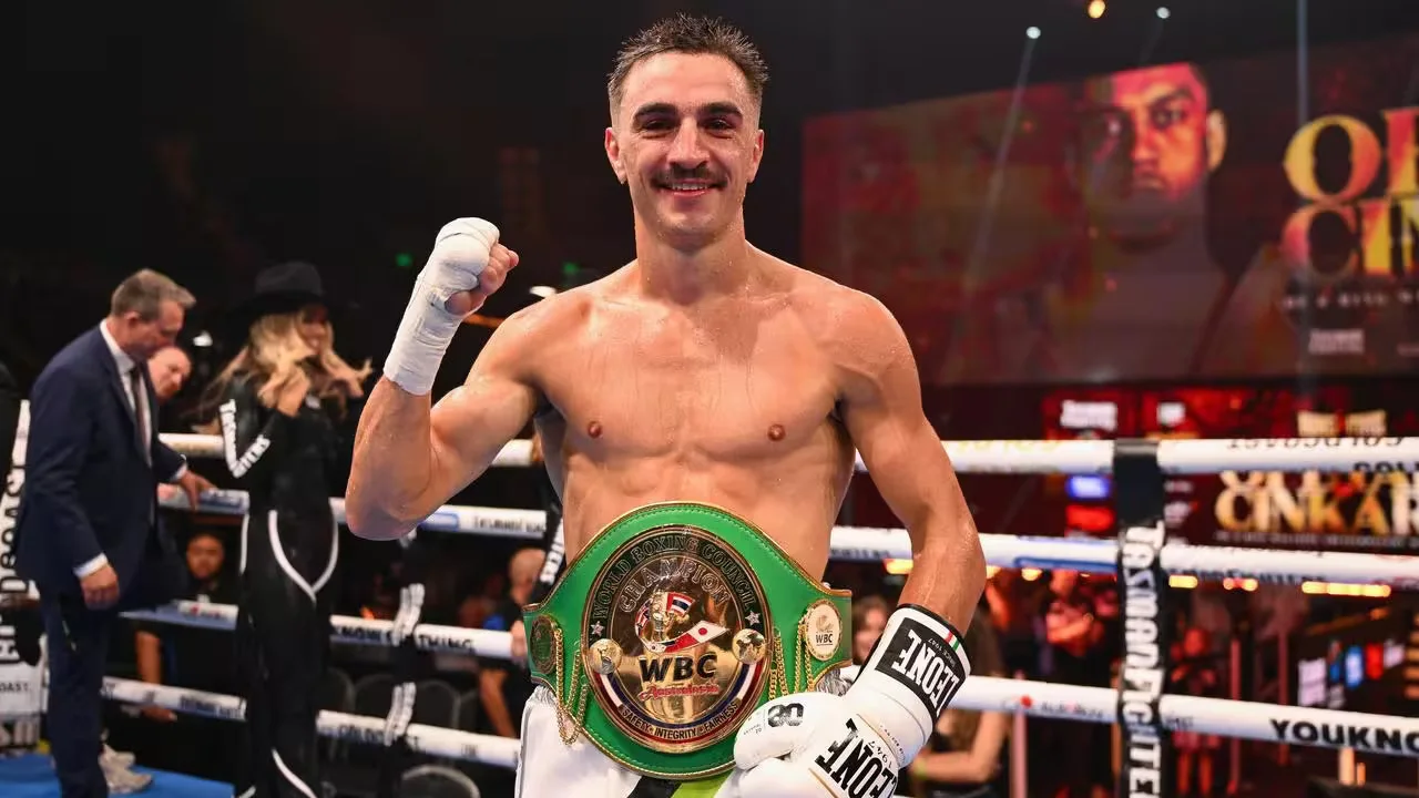 Jason Moloney scores points win over Andre Donovan in Queensland
