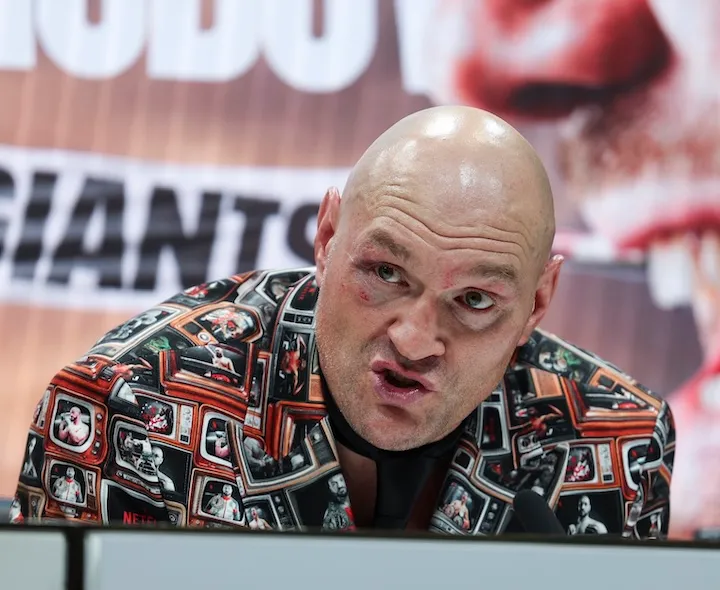 Tyson Fury labels Anthony Joshua 'chinny' after watching Daniel Dubois beat Fabio Wardley