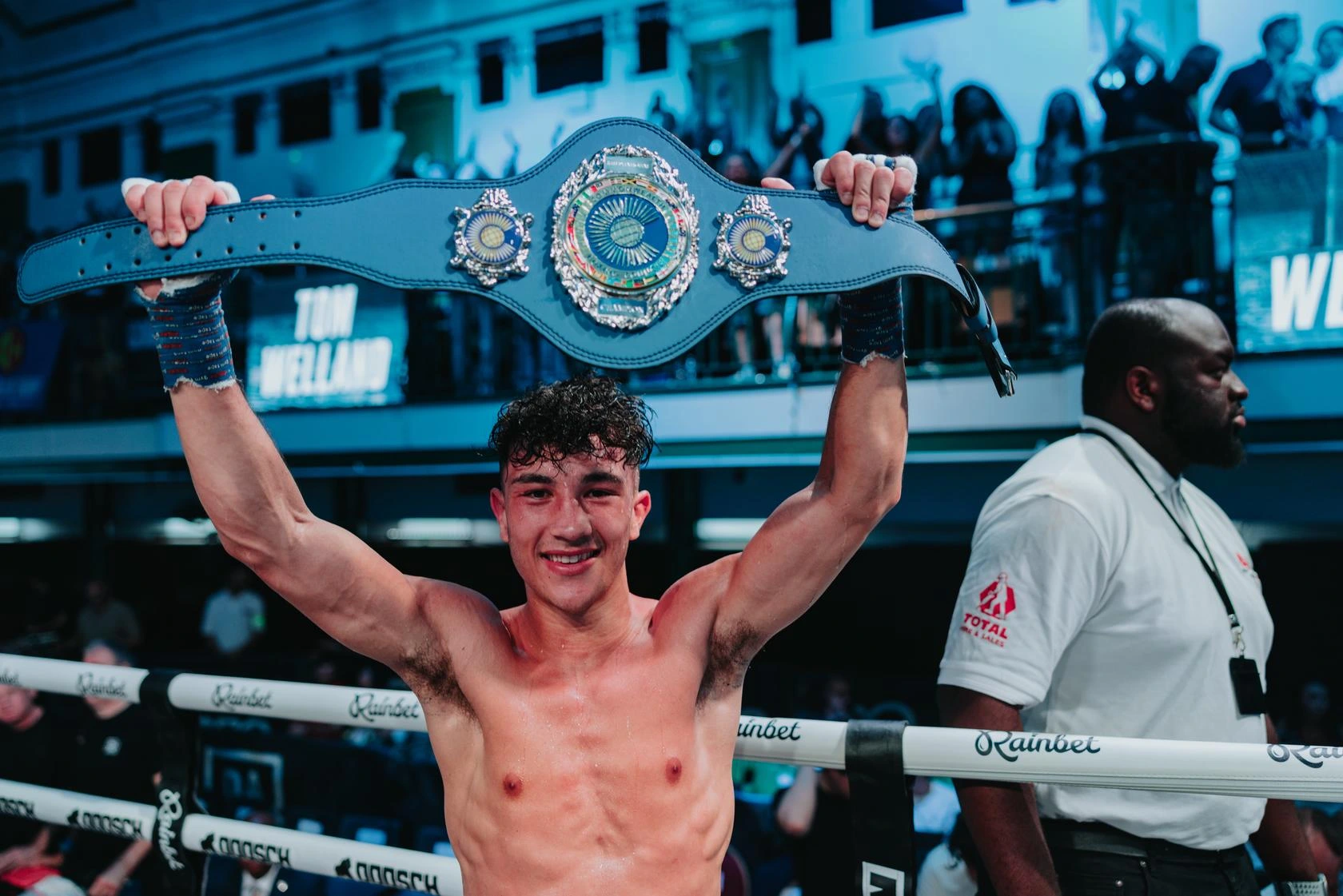 Sikho Nqothole Defeats Charlie Edwards By Unanimous Decision