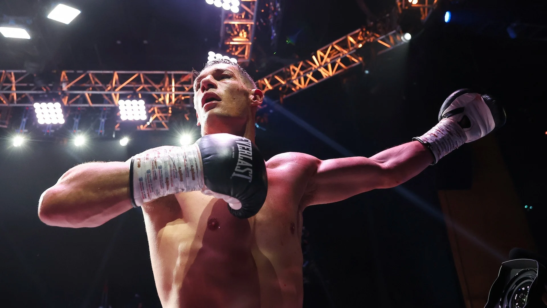 Billam-Smith eyes Opetaia, spot on Garcia-Benn card in Vegas