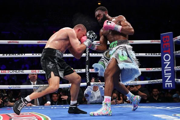 Ennis Felt Less Than 50 Percent When He Dominated Stanionis