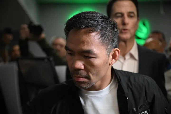 Manny Pacquiao confirms Floyd Mayweather Jnr rematch postponed