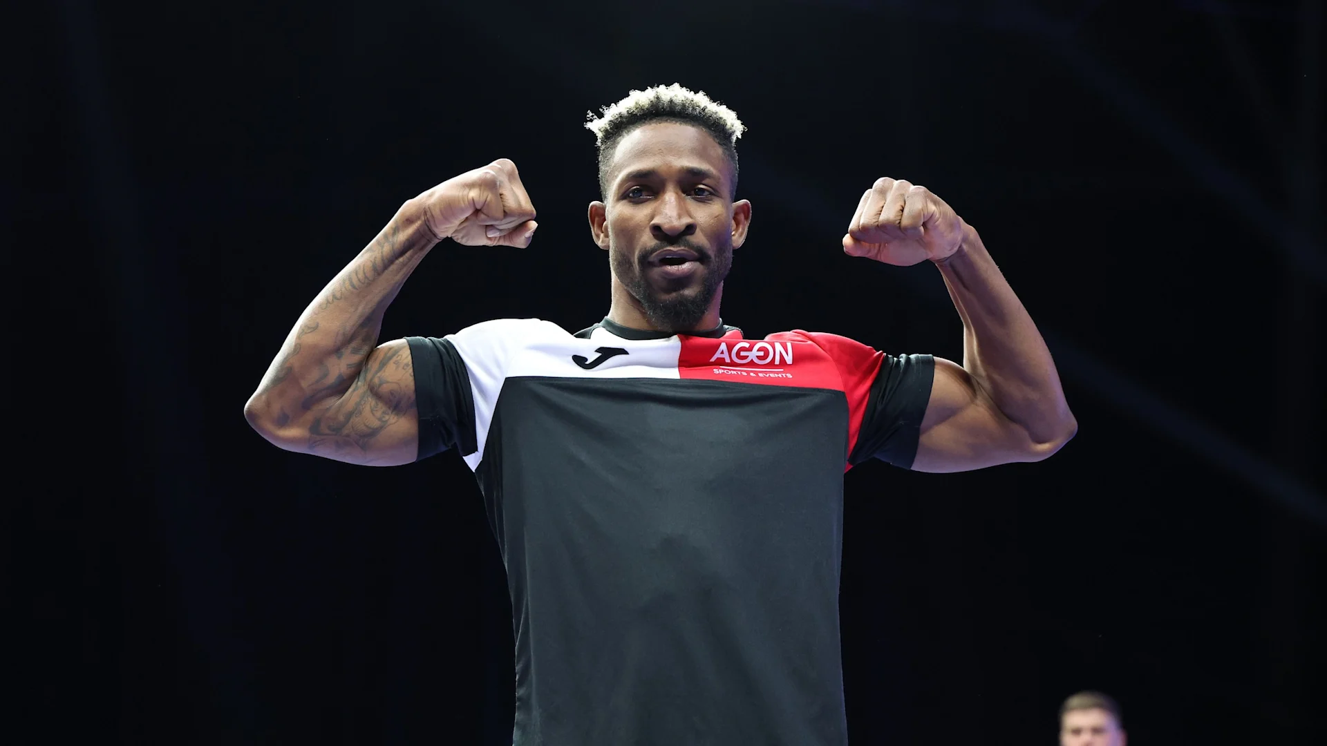 William Scull lands first win since defeats by Canelo, Bank