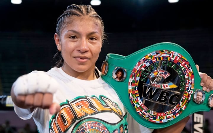 Adelaia Maria Ruiz bullies way to WBC title triumph
