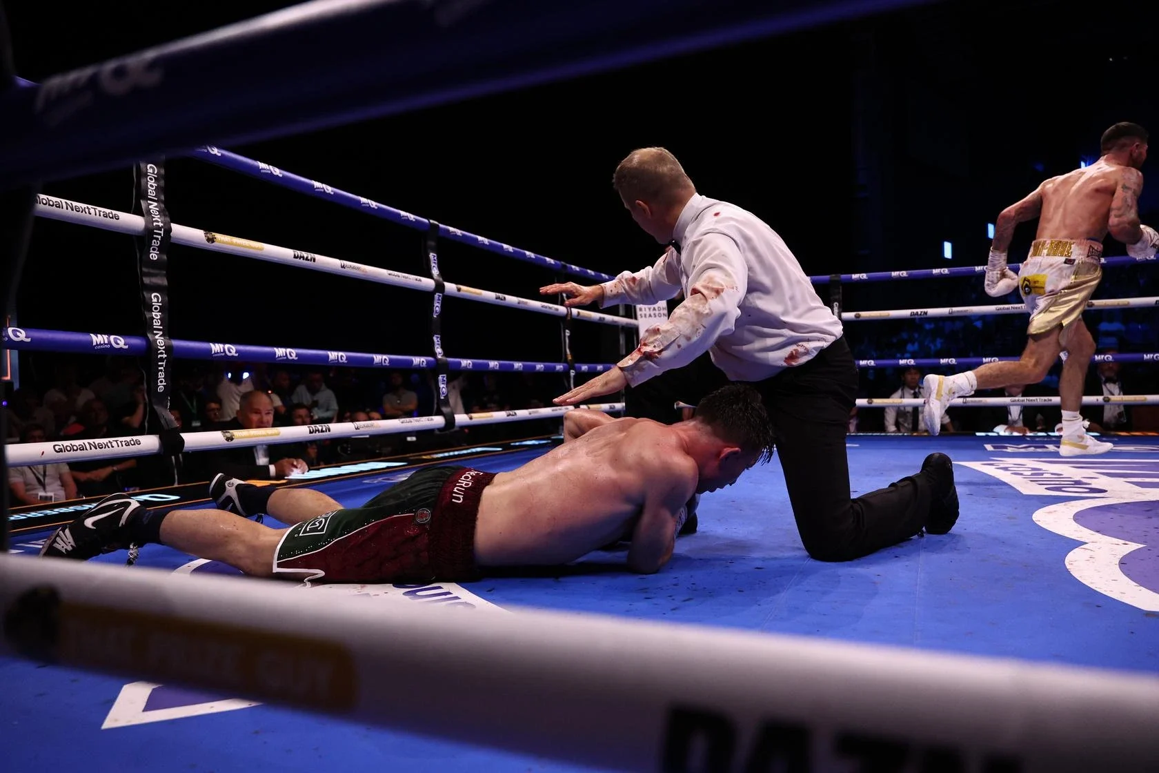 Chamberlain Knocks Out O’Leary In 10th Round Of Fantastic Firefight