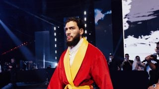 Hamzah Sheeraz vacates WBO title rather than face Janibek Alimkhanuly