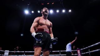 Pat Brown stops John Hedges to win British and Commonwealth cruiserweight titles