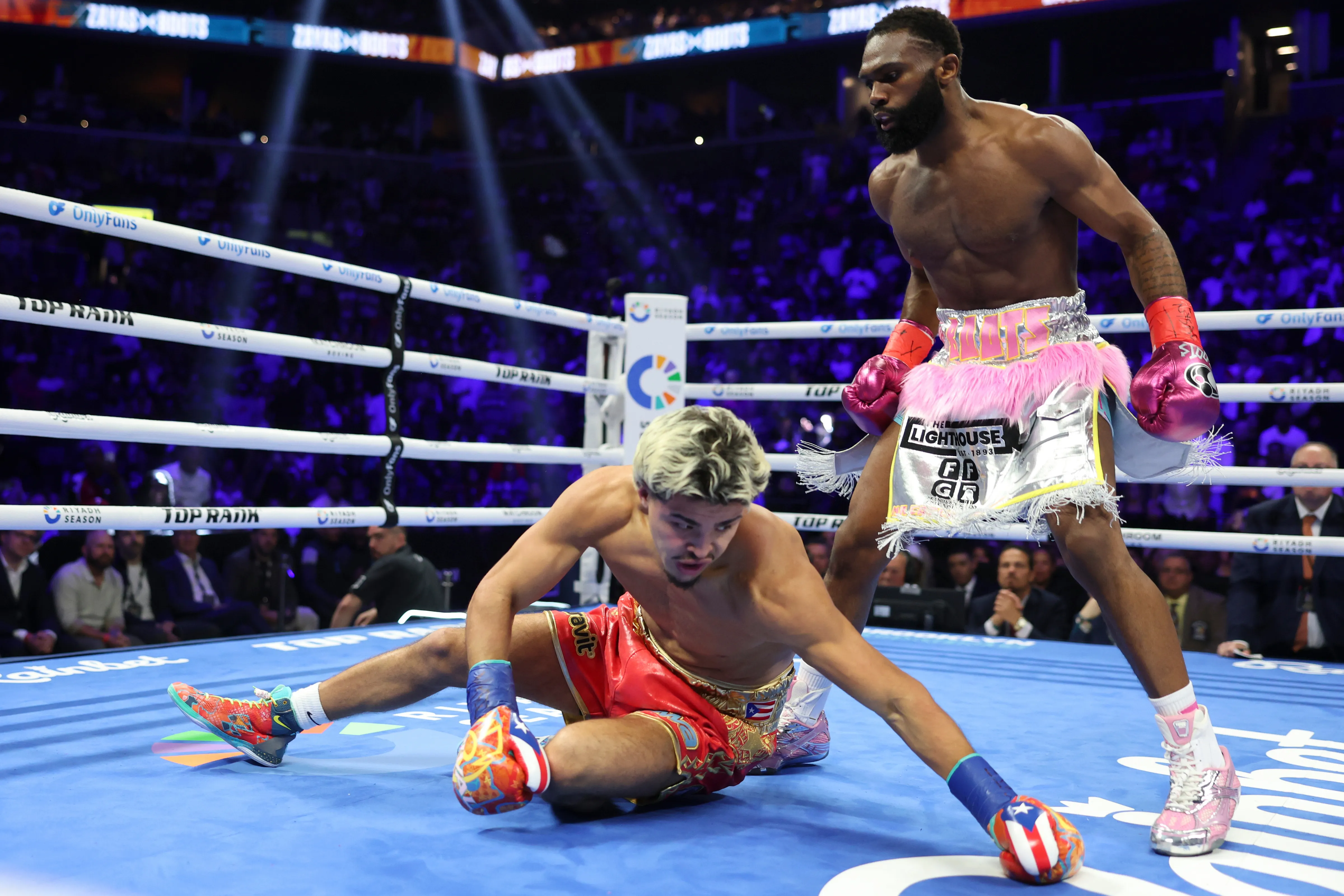 'Bozy' Ennis weighs in on Terence Crawford: 'If he wants to fight, let's fight'