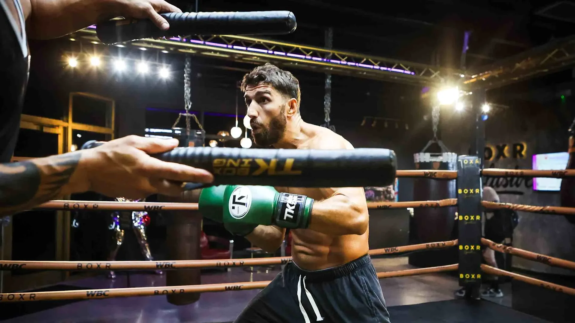 Huge Underdog Hadribeaj Promises ‘Real War’ With Fundora