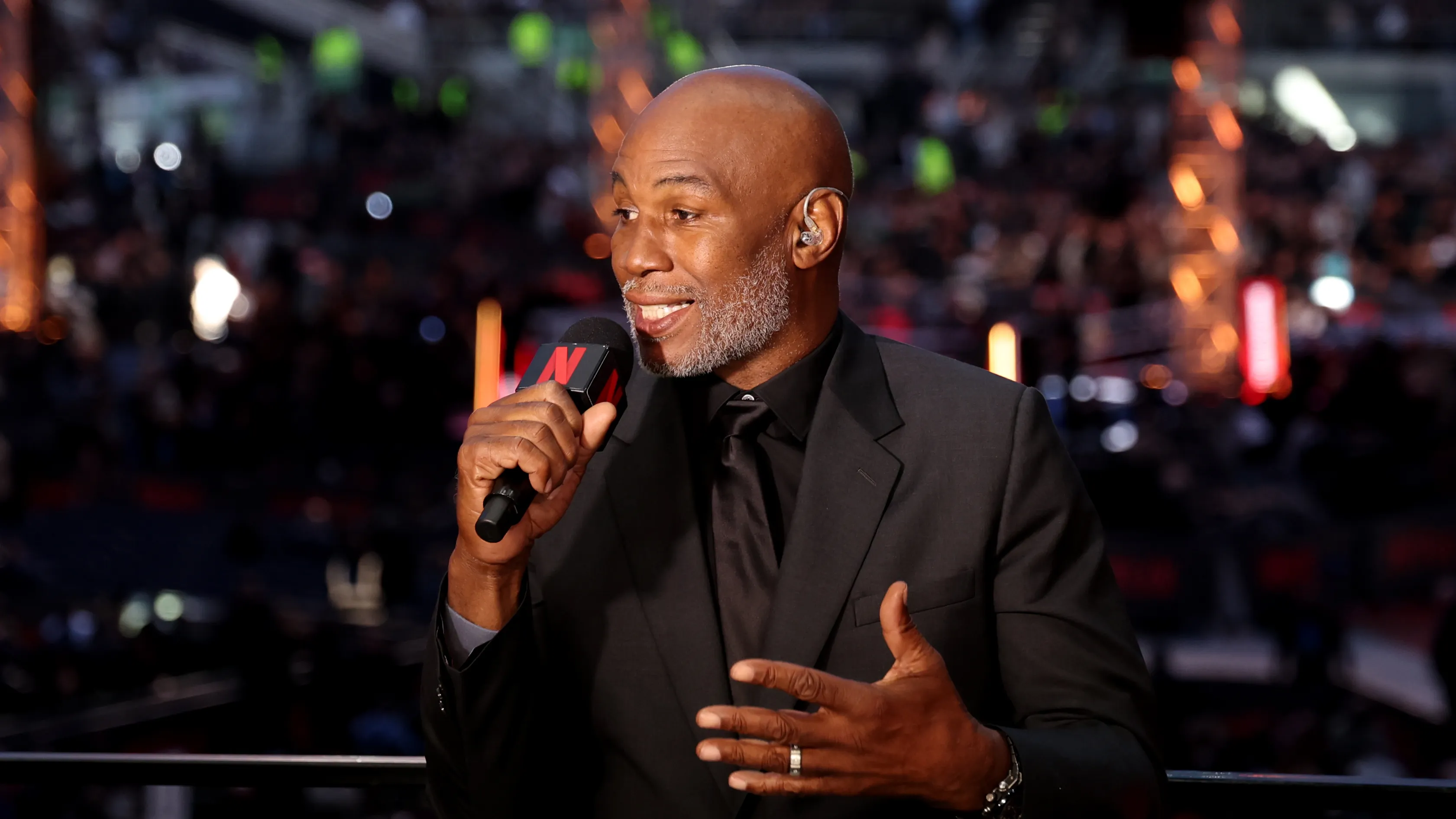 Lennox Lewis favors accuracy in Fury-Joshua fight