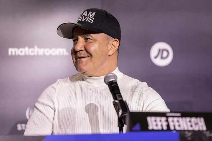 Jeff Fenech hospitalized with breathing difficulties and fatigue