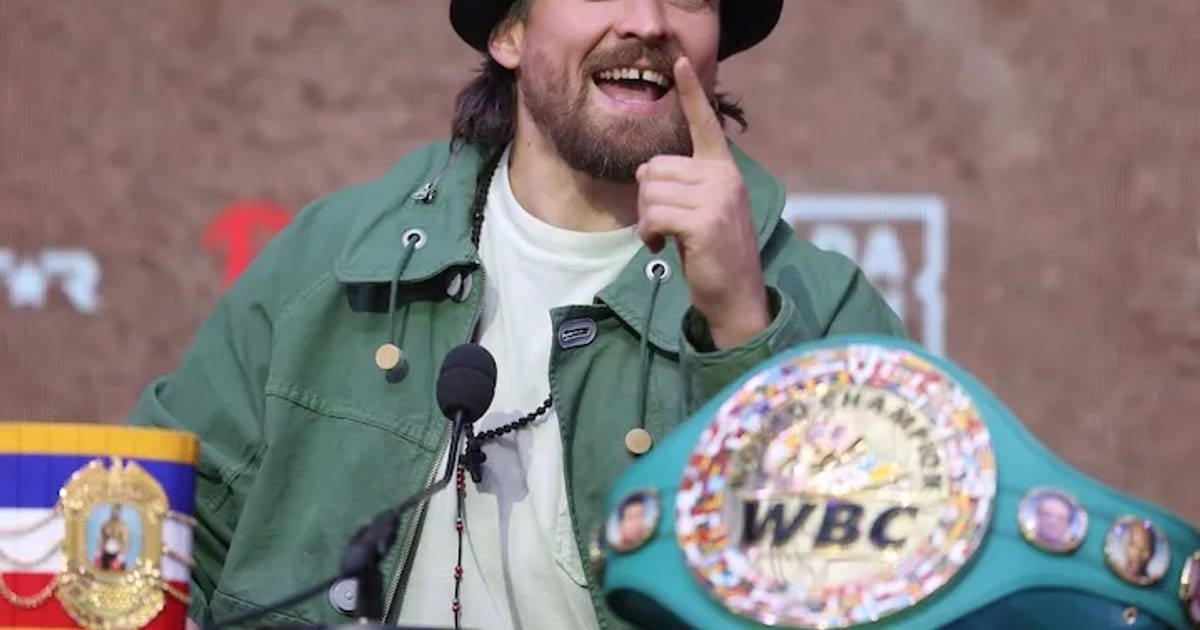 Oleksandr Usyk's plan: 'Coming home' to cruiserweight, then David Benavidez